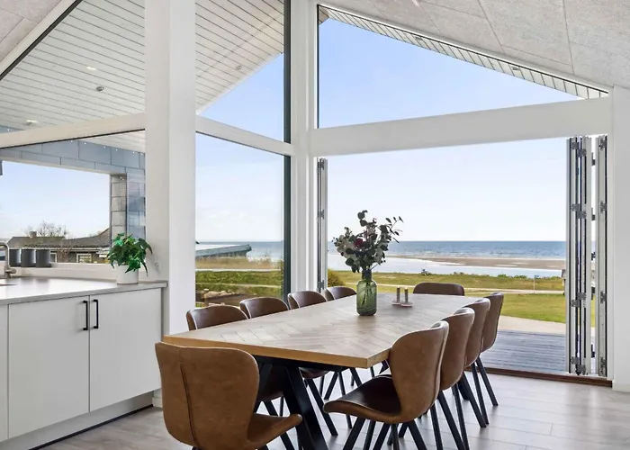 Seaside With A Stunning View * Allingåbro