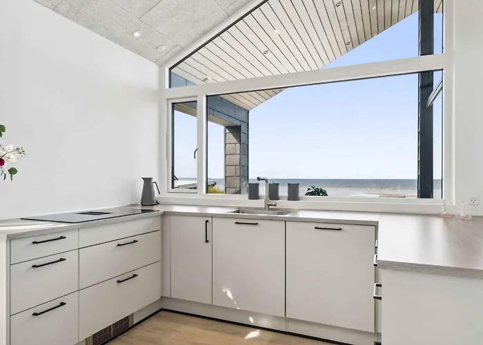 Prázdninový dům Seaside With A Stunning View *