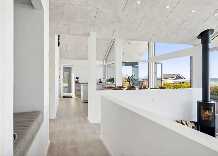 Prázdninový dům Seaside With A Stunning View *