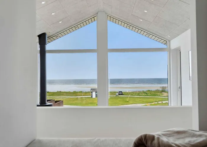 Seaside With A Stunning View * Allingåbro