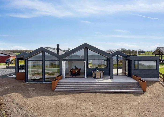 Seaside With A Stunning View Allingåbro